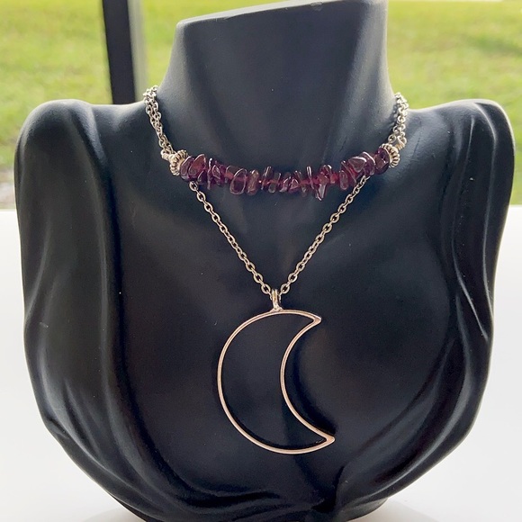 Genuine Garnet chips double layer moon necklace - Picture 7 of 12